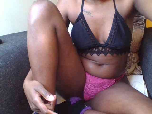 Prettylittlemuffin webcam