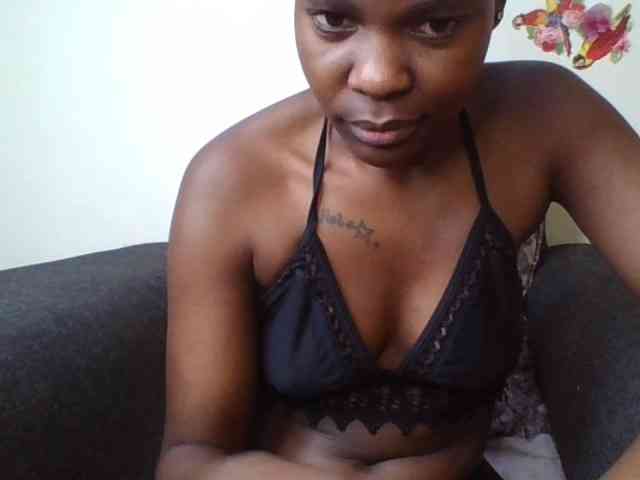 Prettylittlemuffin webcam