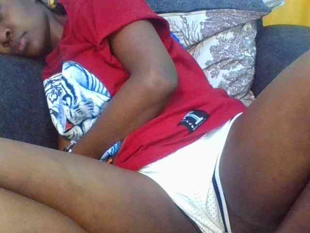 Prettylittlemuffin webcam