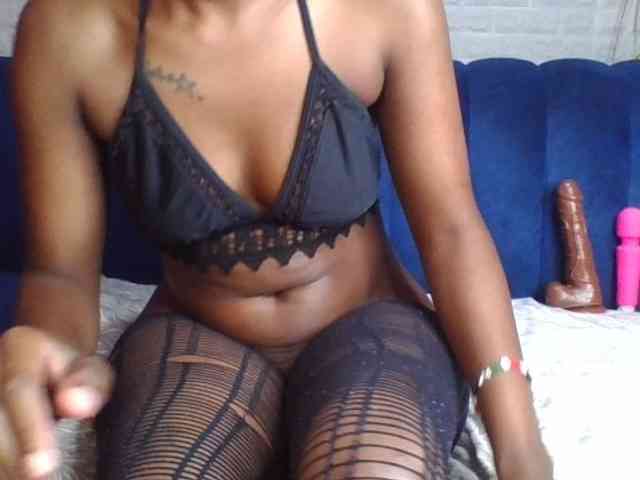 Prettylittlemuffin webcam