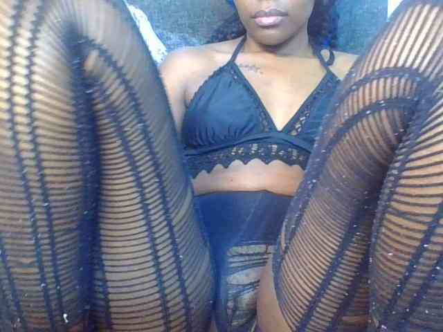 Prettylittlemuffin webcam