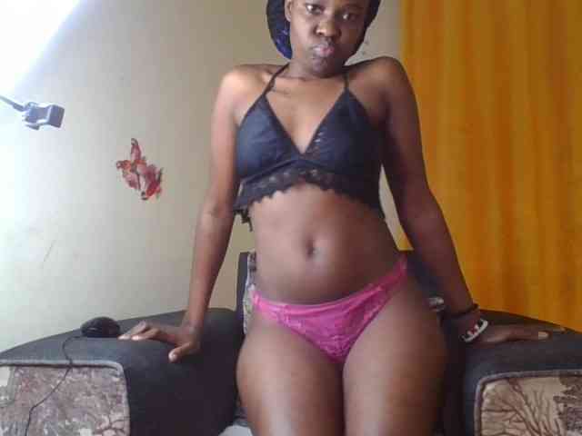 Prettylittlemuffin webcam