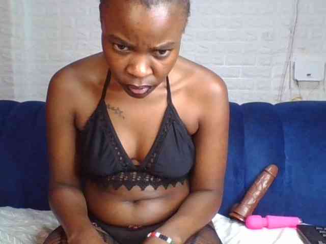 Prettylittlemuffin webcam
