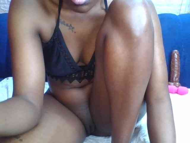Prettylittlemuffin webcam