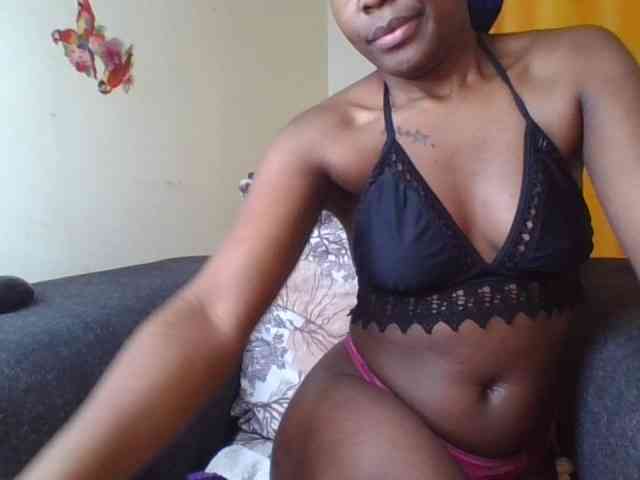 Prettylittlemuffin webcam