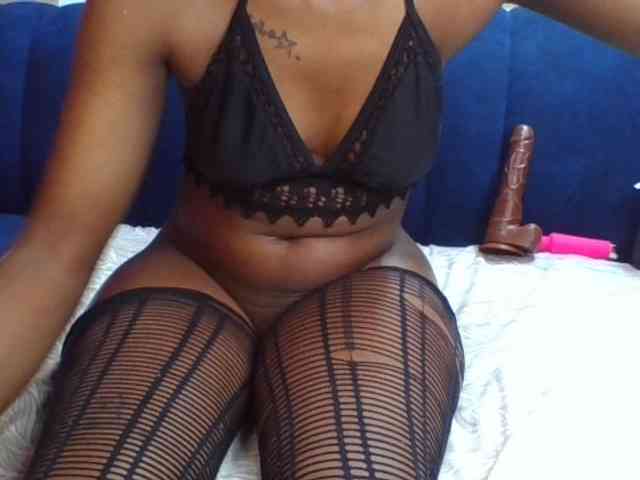 Prettylittlemuffin webcam