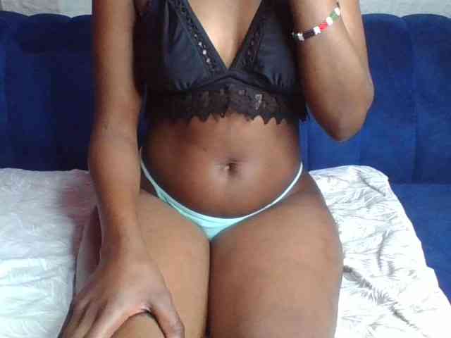 Prettylittlemuffin webcam