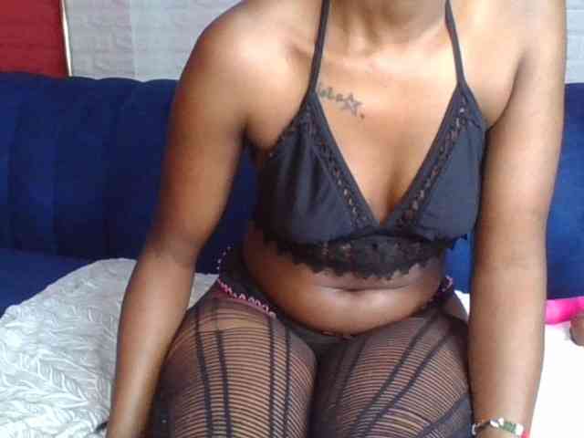 Prettylittlemuffin webcam
