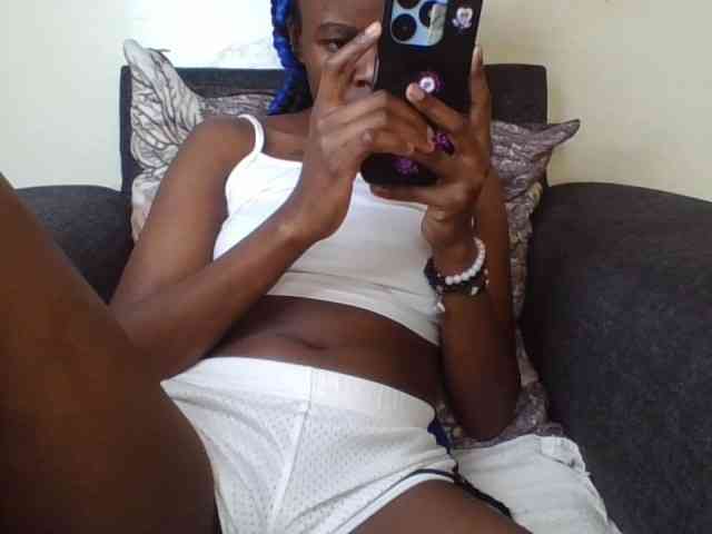 Prettylittlemuffin webcam