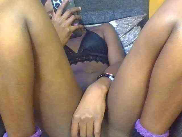 Prettylittlemuffin webcam