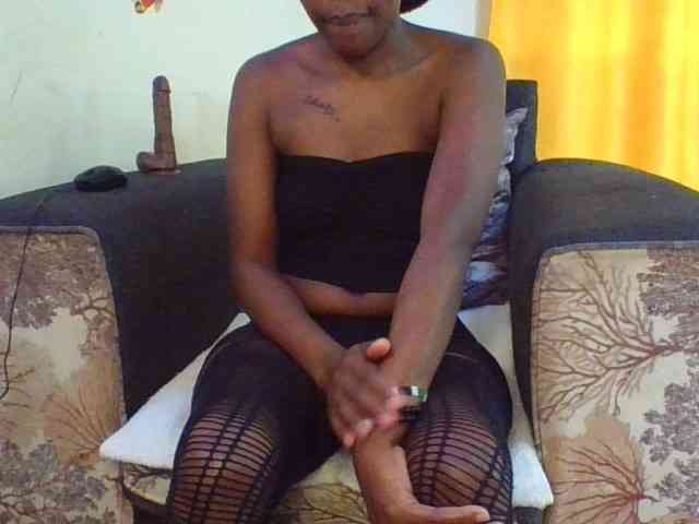Prettylittlemuffin webcam