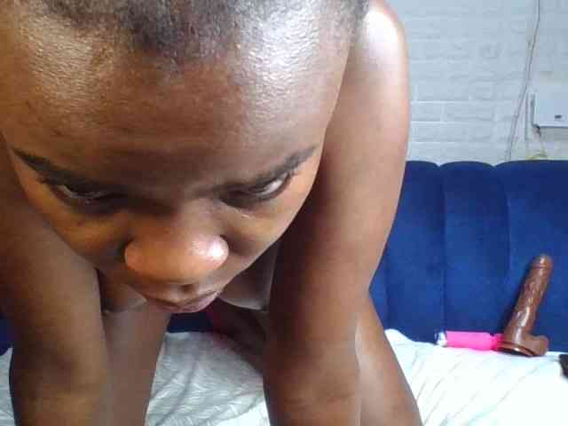 Prettylittlemuffin webcam