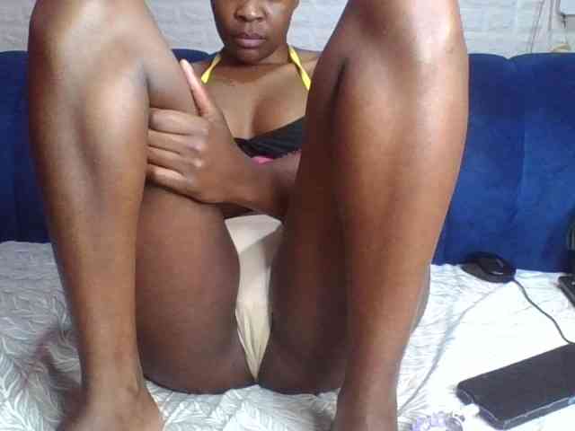 Prettylittlemuffin webcam