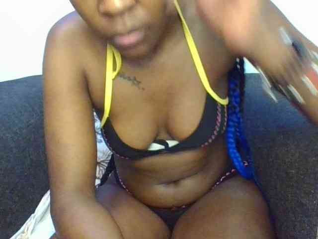 Prettylittlemuffin webcam