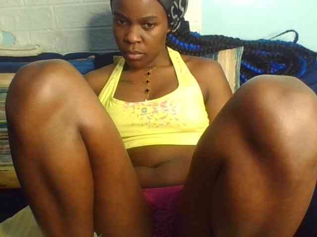 Prettylittlemuffin webcam