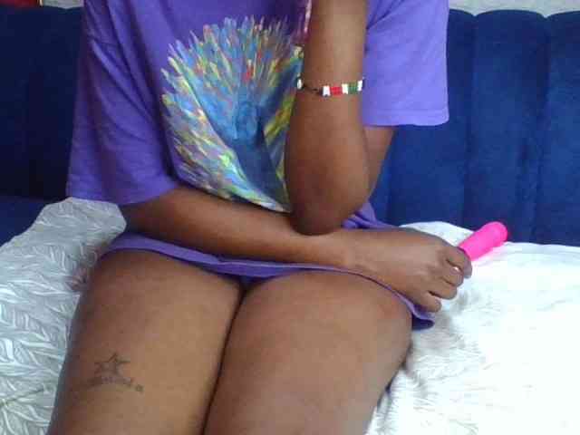Prettylittlemuffin webcam