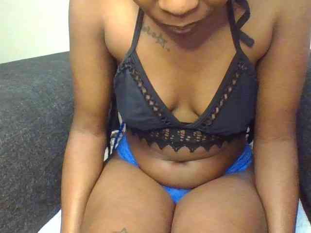 Prettylittlemuffin webcam