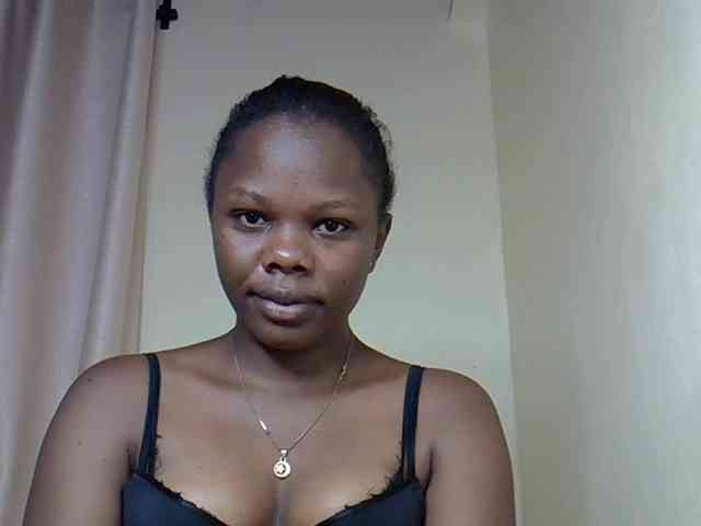 sexxy-bitch webcam