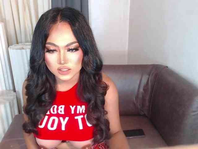 KurkWayne Live Webcam on BongaCams