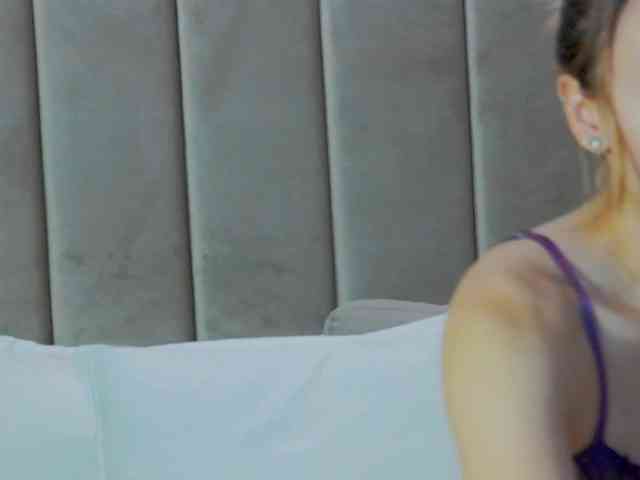 LexiRussell webcam
