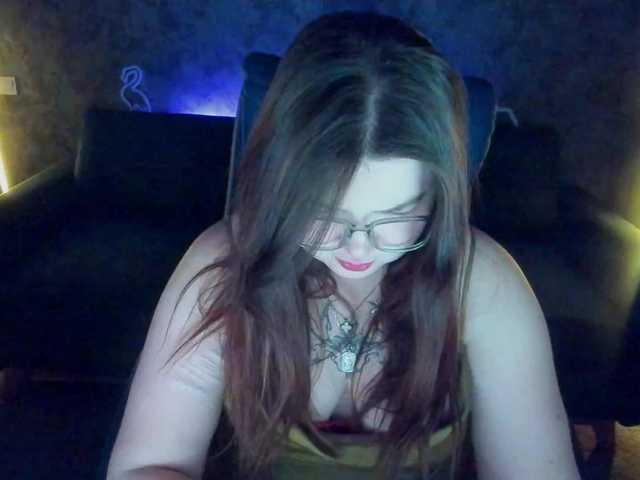 RosieMoons's BongaCams show and profile