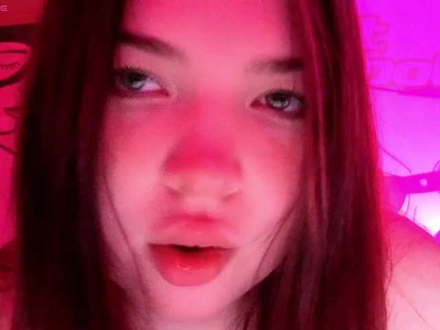 RosieMoons's BongaCams show and profile