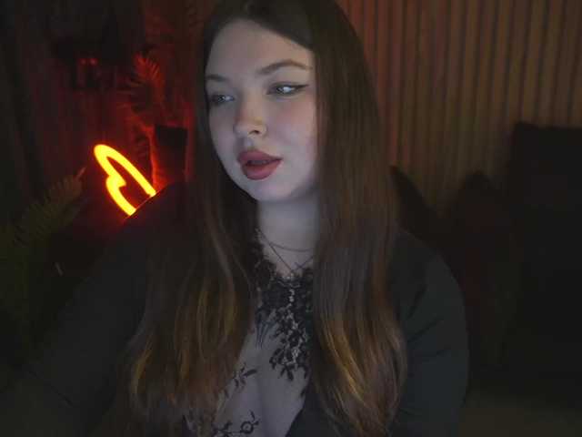 RosieMoons's BongaCams show and profile