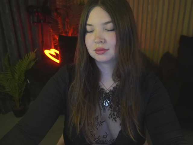 RosieMoons's BongaCams show and profile