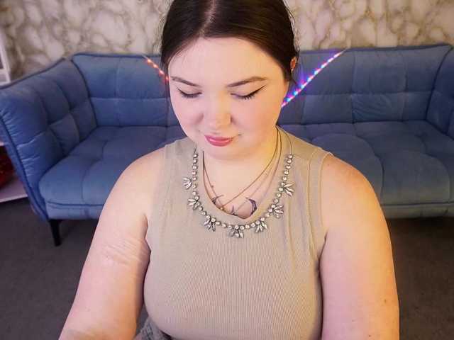 RosieMoons's BongaCams show and profile