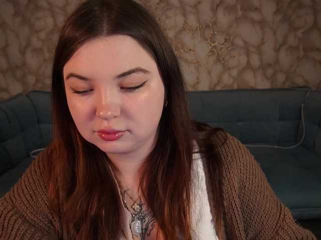 RosieMoons's BongaCams show and profile