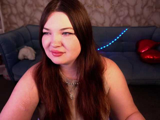 RosieMoons's BongaCams show and profile