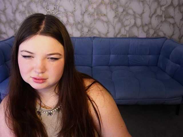 RosieMoons's BongaCams show and profile