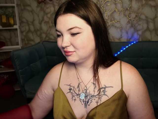 RosieMoons's BongaCams show and profile