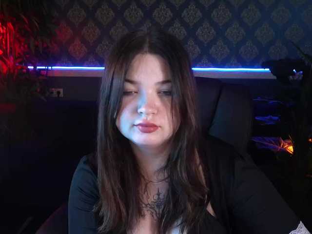  RosieMoons chat room