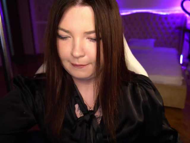  RosieMoons chat room