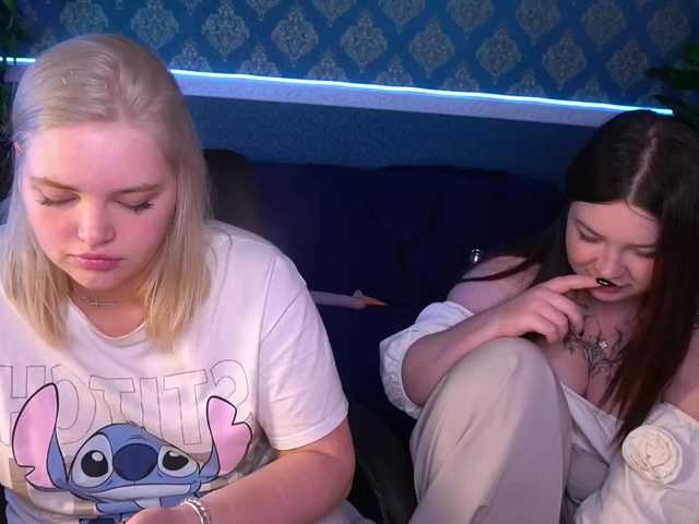  RosieMoons chat room