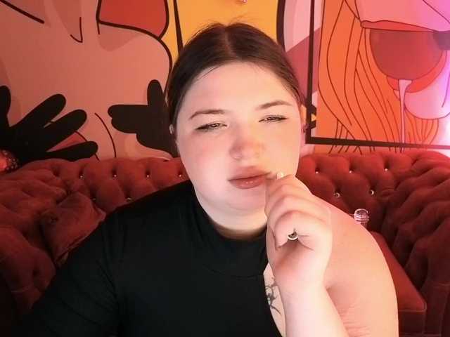 RosieMoons's BongaCams show and profile