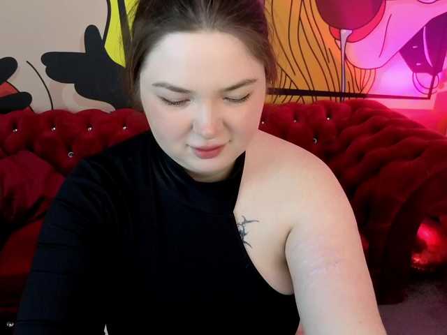 RosieMoons's BongaCams show and profile