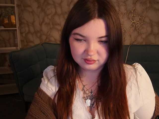 RosieMoons's BongaCams show and profile