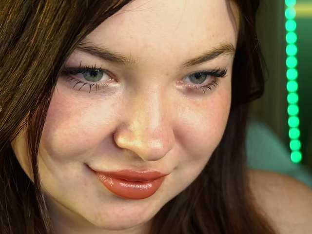  RosieMoons chat room