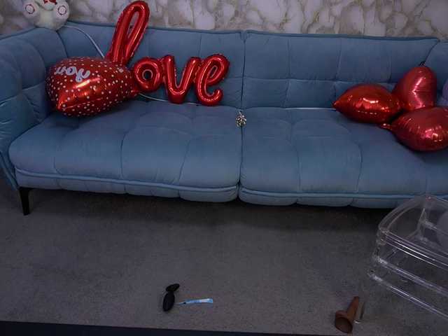 RosieMoons from BongaCams