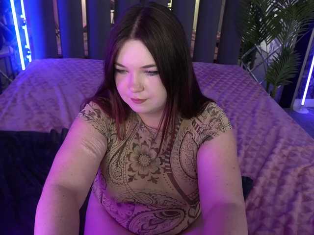  RosieMoons chat room