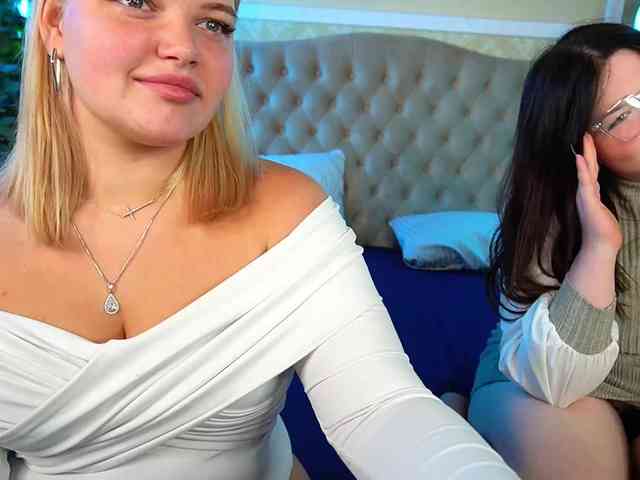 RosieMoons webcam