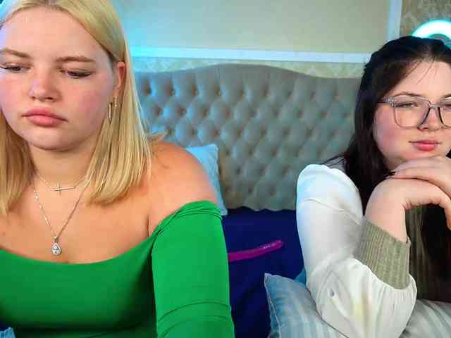 RosieMoons webcam