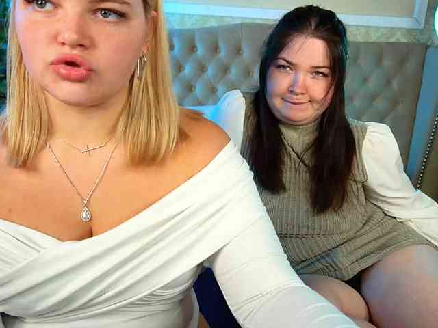 RosieMoons webcam