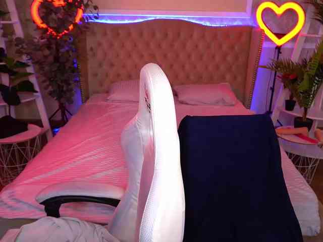 RosieMoons webcam