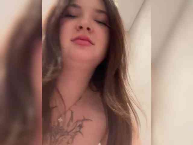StarryDoll webcam