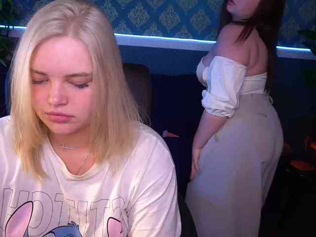 RosieMoons webcam