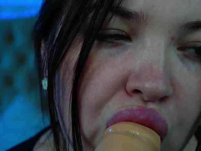 RosieMoons webcam