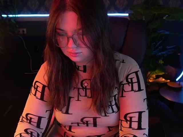 StarryDoll webcam